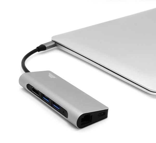 intelliARMOR USB-C 8 in 1 MacBook LynkHub Max space gray